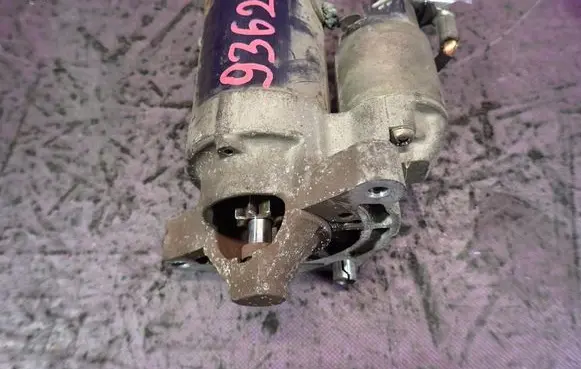 Peugeot 206 CC Starter motor M000T45071ZT