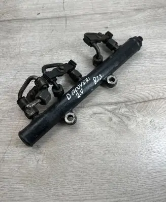Land Rover Discovery 3 - LR3 Fuel main line pipe