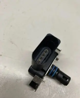 Volkswagen Golf IV Air pressure sensor 036906051 0860CG