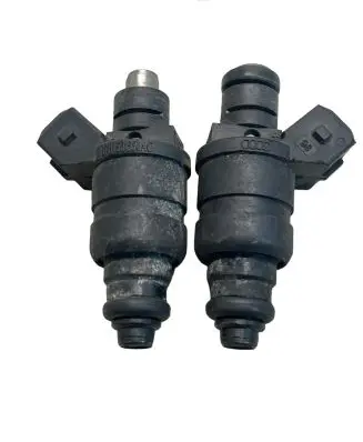 Audi A6 S6 C5 4B Fuel injector 078133551AC