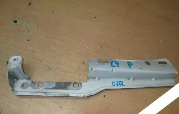 Citroen C4 I Picasso Radiator mount bracket