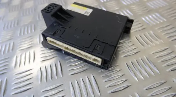Toyota Prius (XW30) Air conditioner control unit module 8865047080