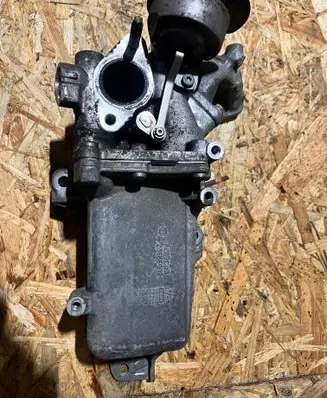 Nissan Navara D23 EGR valve cooler 147351881R