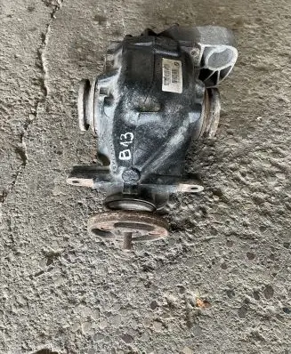 BMW 1 E82 E88 Rear differential 7572804 8911100405750005