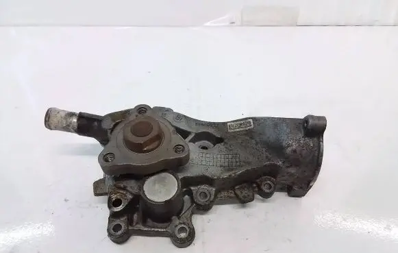 Opel Astra J Water pump 55568032