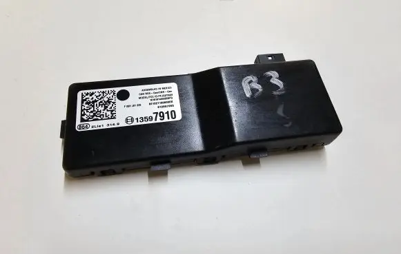 Buick Encore I Keyless (KESSY) go control unit/module 13597910