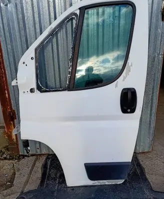 Fiat Ducato Front door