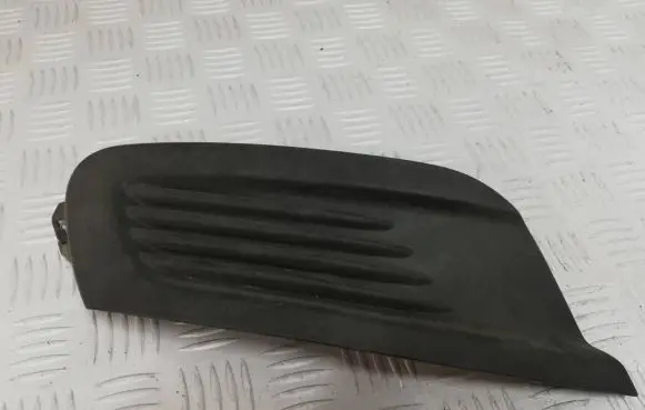 Renault Fluence Front bumper lower grill 263365585R 38602