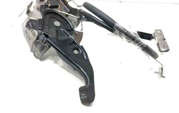 Lexus CT 200H Hand brake control module 
