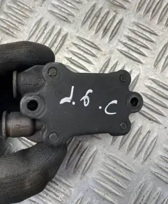 Jeep Grand Cherokee (WJ) Fuel injection high pressure pump A6110900350