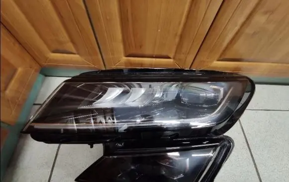 Skoda Kodiaq Headlight/headlamp 566941015H