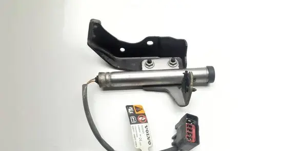 Volvo S90, V90 Bonnet Pedestrian Airbag Actuator 31688051