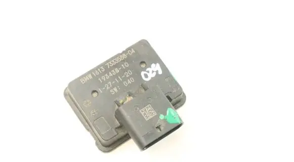 BMW 2 F44 Fuel temperature sensor 7333588 16137333588 19343810
