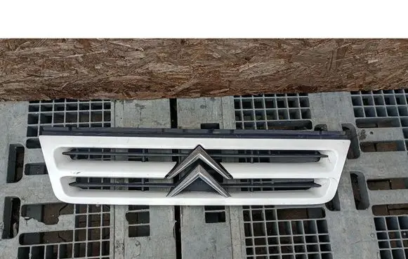Citroen Jumper Front grill 1304699070