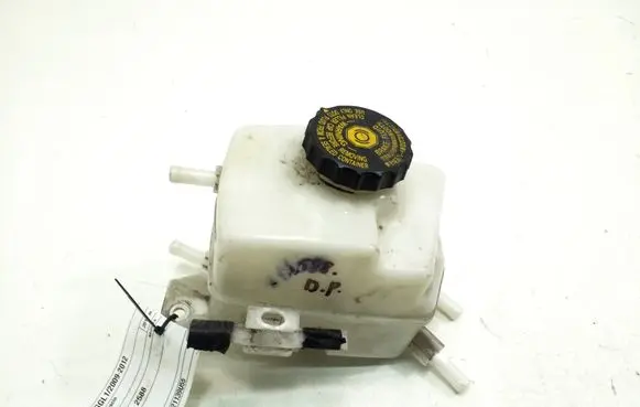 Lexus RX 450H Brake fluid reservoir 4722048220