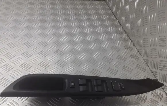 Mazda 6 Electric window control switch GJ6A-684L6