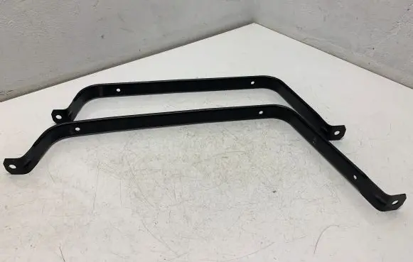 BMW 2 F46 Fuel tank mounting bracket 730051405 L12137310