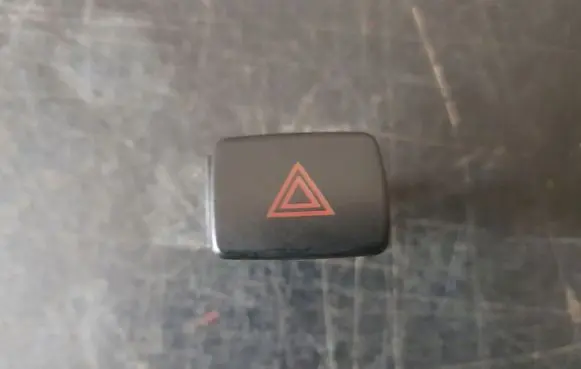 Hyundai Santa Fe Hazard light switch