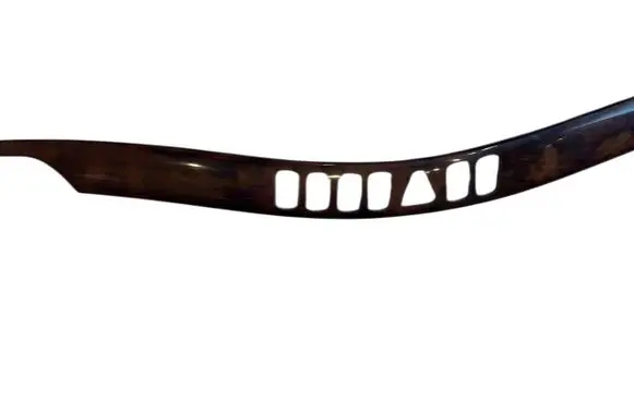 Dashboard glove box trim