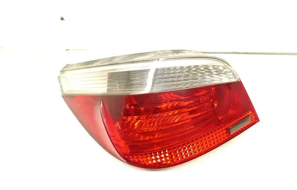 BMW 5 E60 E61 Rear/tail lights 6923305