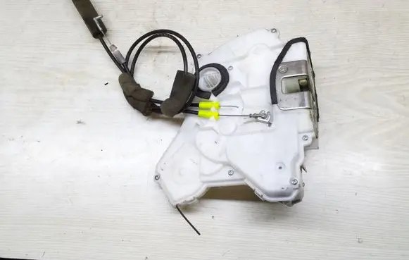 Honda Civic Front door lock