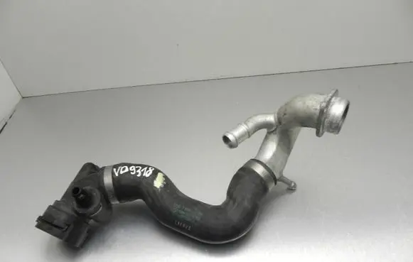 BMW 7 F01 F02 F03 F04 Engine coolant pipe/hose 7600131 VD9318