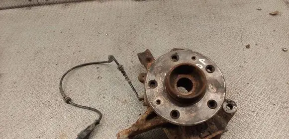 Renault Scenic III - Grand scenic III Front wheel hub spindle knuckle 