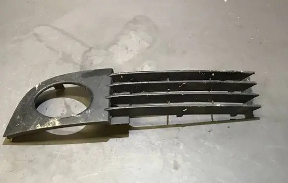 Audi A6 S6 C5 4B Front fog light trim/grill 4B0807681T