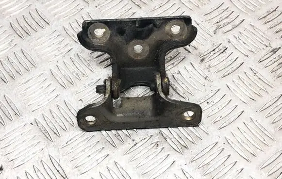 Volkswagen Polo III 6N 6N2 6NF Rear door upper hinge 