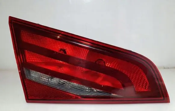 Audi A3 S3 8V Tailgate rear/tail lights