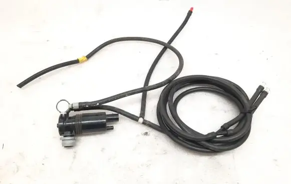 Volvo XC90 Windscreen/windshield washer pump