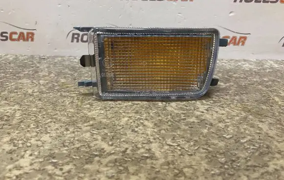 Volkswagen Golf III Front indicator light 121604B 121604