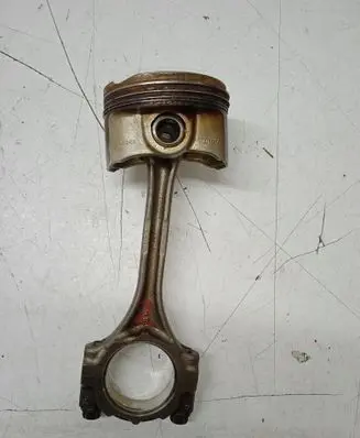 Toyota Aygo AB40 Piston 