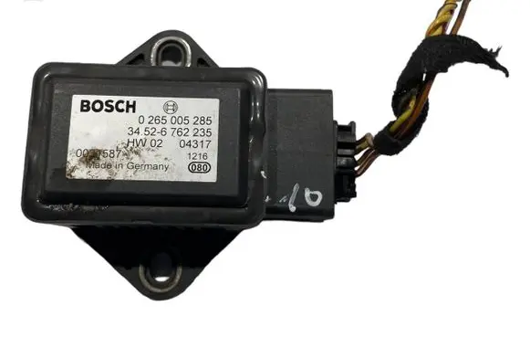 BMW 7 E65 E66 ESP acceleration yaw rate sensor 6762235 34526762235 0265005285