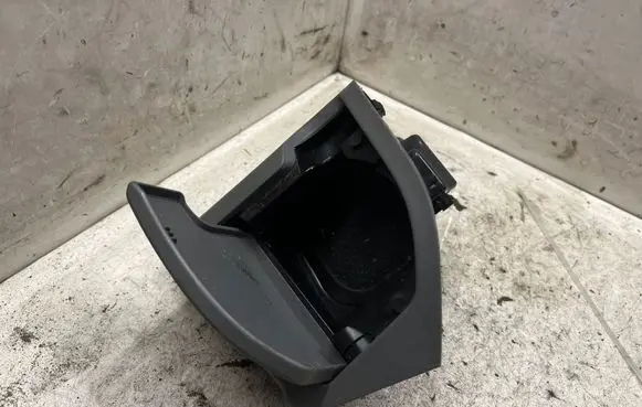 Nissan X-Trail T31 Cup holder 68430JG00A