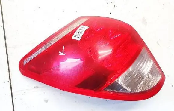 Toyota RAV 4 (XA30) Rear/tail lights
