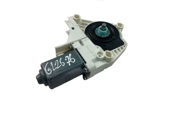 Audi A6 S6 C7 4G Front door window regulator motor 8K0959801B