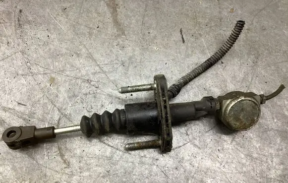 Opel Astra G Clutch master cylinder KG15500TP01