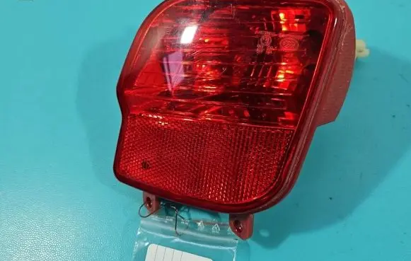 Peugeot 2008 II Rear bumper light 9811718480 IMPRK1542072