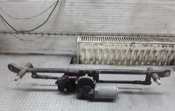 SsangYong Kyron Front wiper linkage and motor