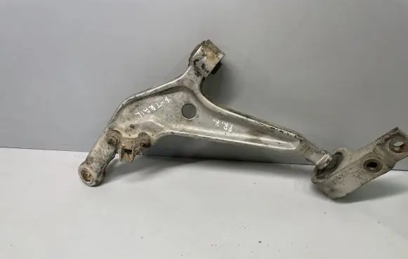Nissan X-Trail T30 Clutch release arm fork 