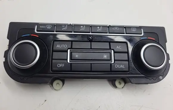 Volkswagen PASSAT B7 Climate control unit 5K0907044DT 5HB00974680