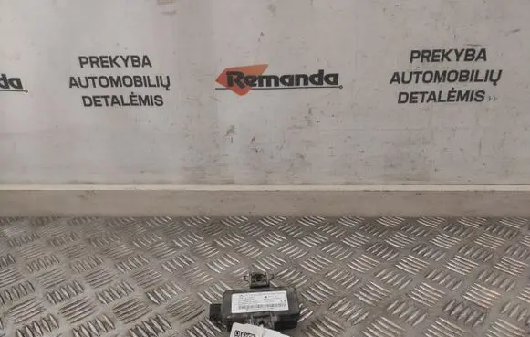 Mercedes-Benz A W176 Tire pressure control unit A0009003704