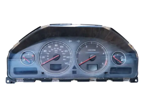 Volvo V70 Speedometer (instrument cluster) 30746112 8602886 69594720T
