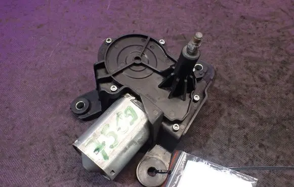 Opel Agila A Rear window wiper motor 