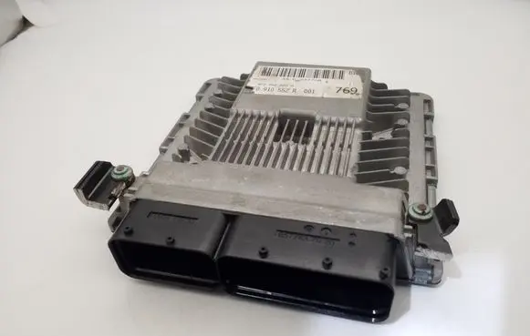 Audi A6 S6 C6 4F Engine control unit/module ECU 4F0907552D 4F0910552R 5WP45304
