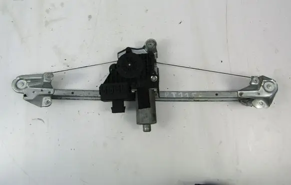 Opel Zafira B Rear door window regulator with motor 