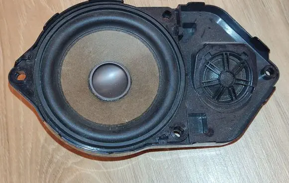 BMW X3 F25 Panel speaker 9237280 65139237280
