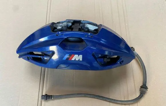 BMW X5 G05 Front brake caliper 6891224