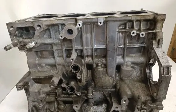 Lexus IS 220D-250-350 Engine block 